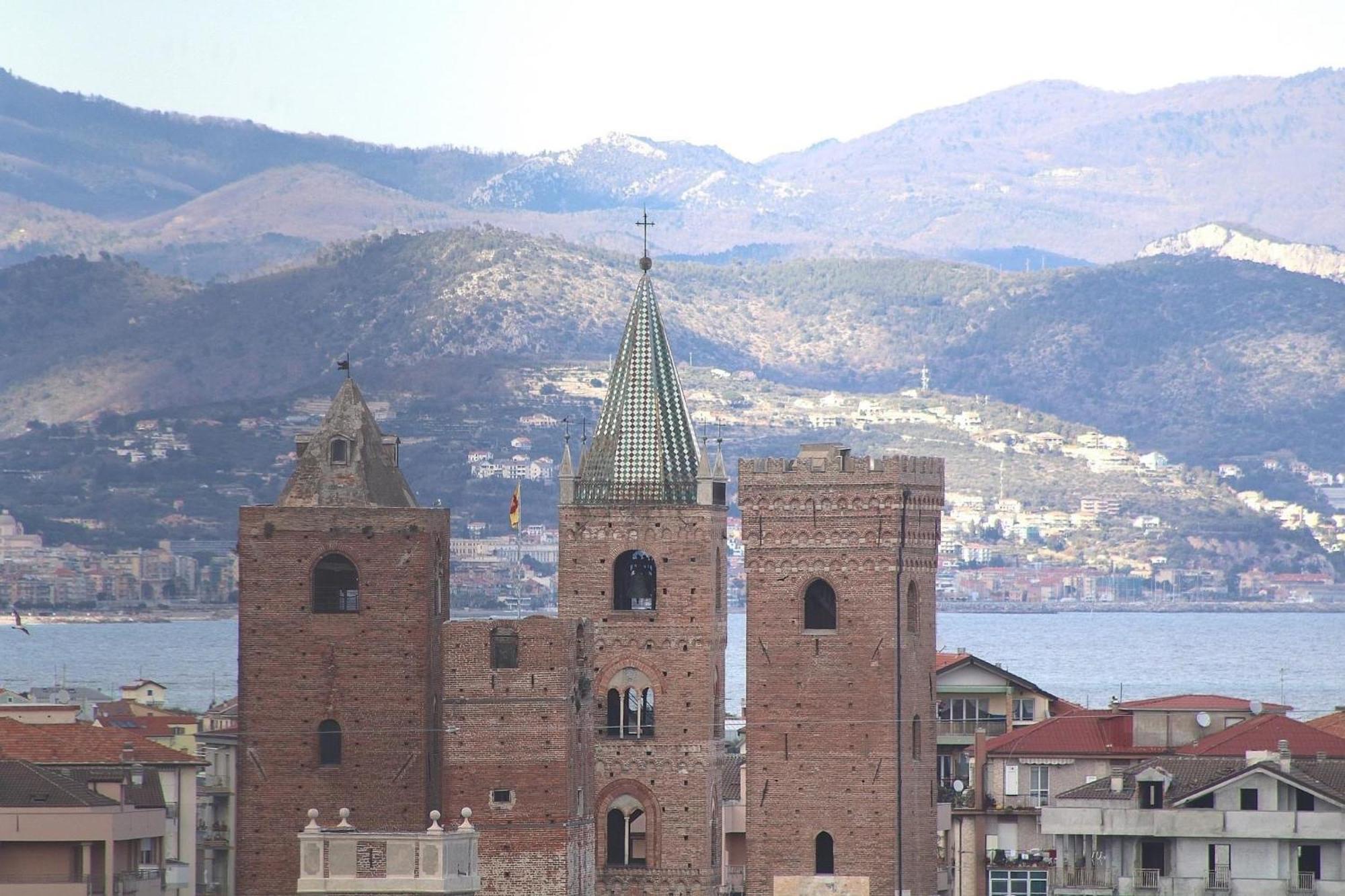Largodoria - Viaarchivolto, Box Auto Privato Incluso Appartement